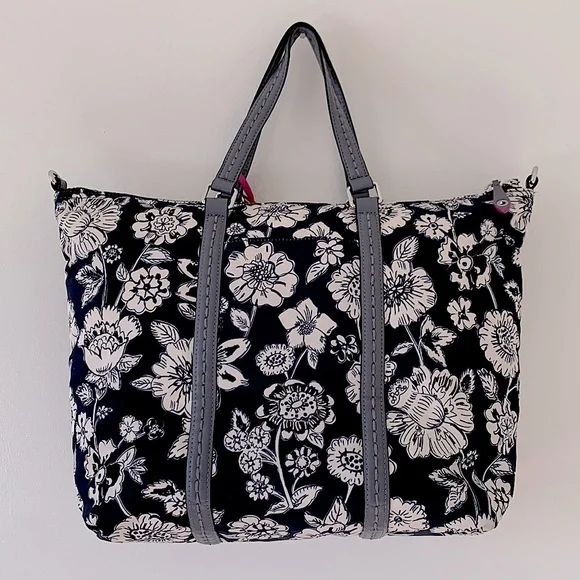 🔥🎉 HP!🔥🎉Vera Bradley Midtown Small Tote Midnight Floral Lockable Women's Bag - Picture 4 of 9
